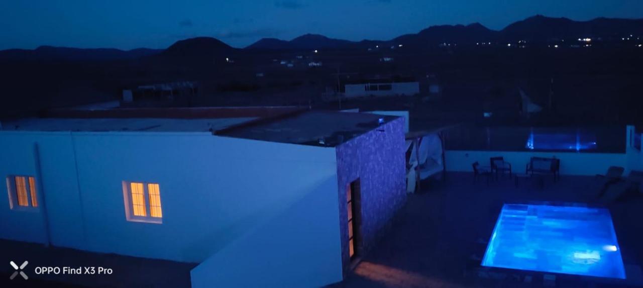 4 Family Home With Pool, Fuerteventura-Gran Tarajal Juan Gopar ภายนอก รูปภาพ