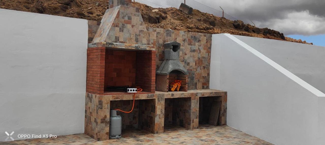 4 Family Home With Pool, Fuerteventura-Gran Tarajal Juan Gopar ภายนอก รูปภาพ